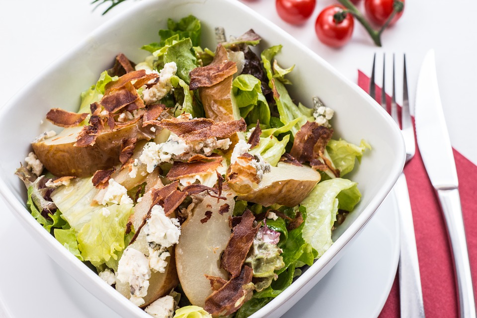 https://pixabay.com/en/italian-salad-chicken-salad-2156723/