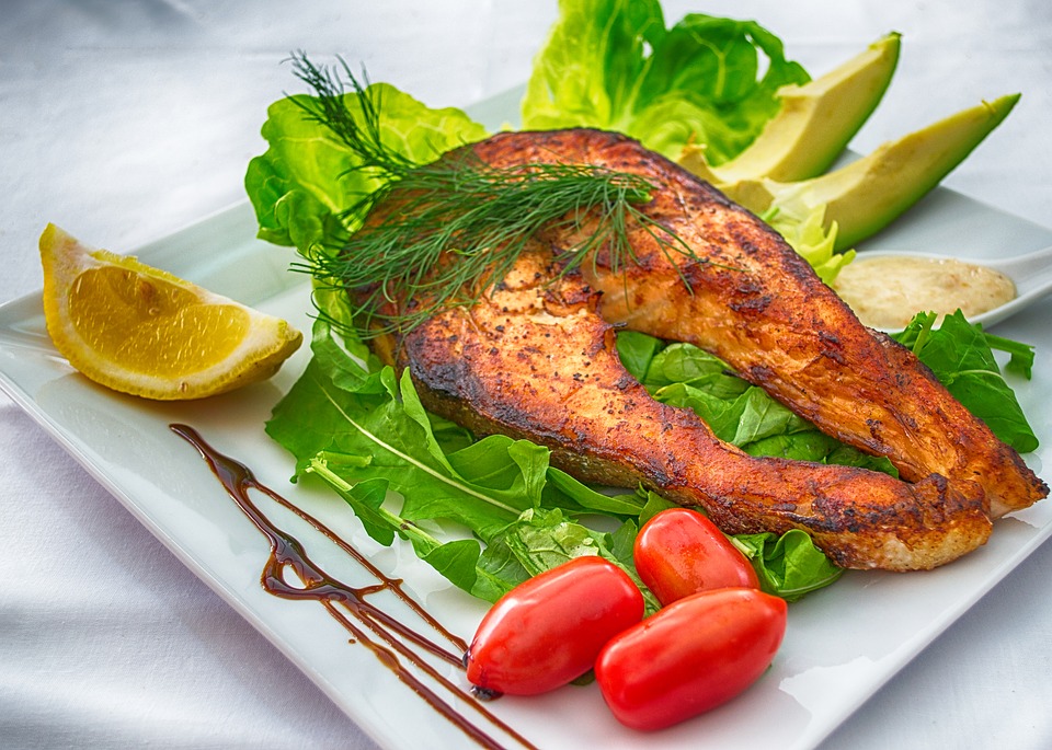 https://pixabay.com/en/salmon-fish-grilled-fish-grill-2997240/