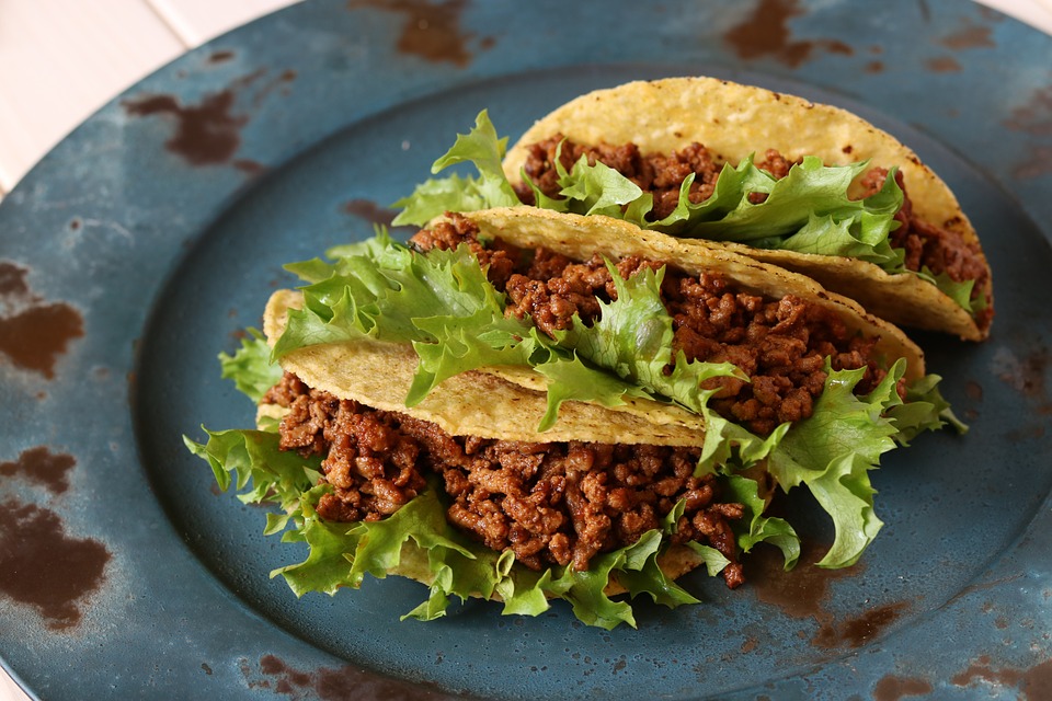 https://pixabay.com/en/taco-mexican-beef-food-1018962/